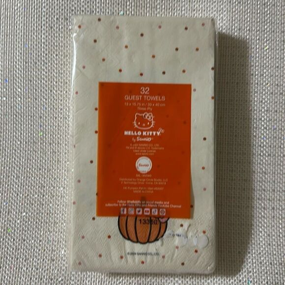 HELLO KITTY 32 Beige Orange Guest Paper Towel Napkins Fall Harvest Pumpkin Print - Picture 3 of 8